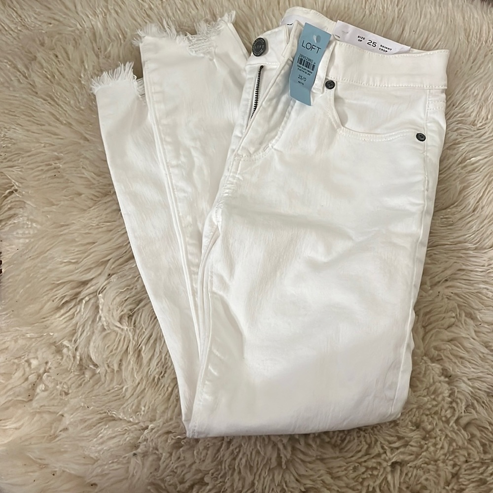 NWT Loft mid-rise White Skinny Crop Jeans